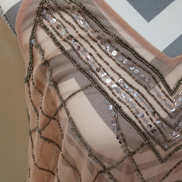 Tank - Picture 3 of 5